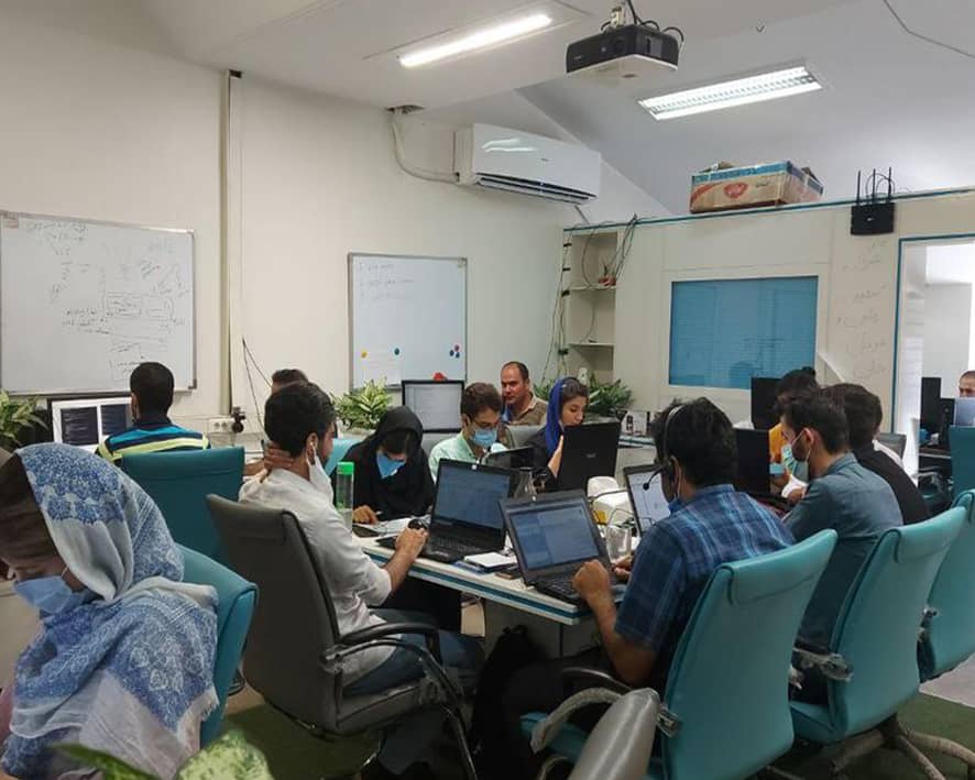 آخرین روز سال 99 تیم خستگی ناپذیر هیرو