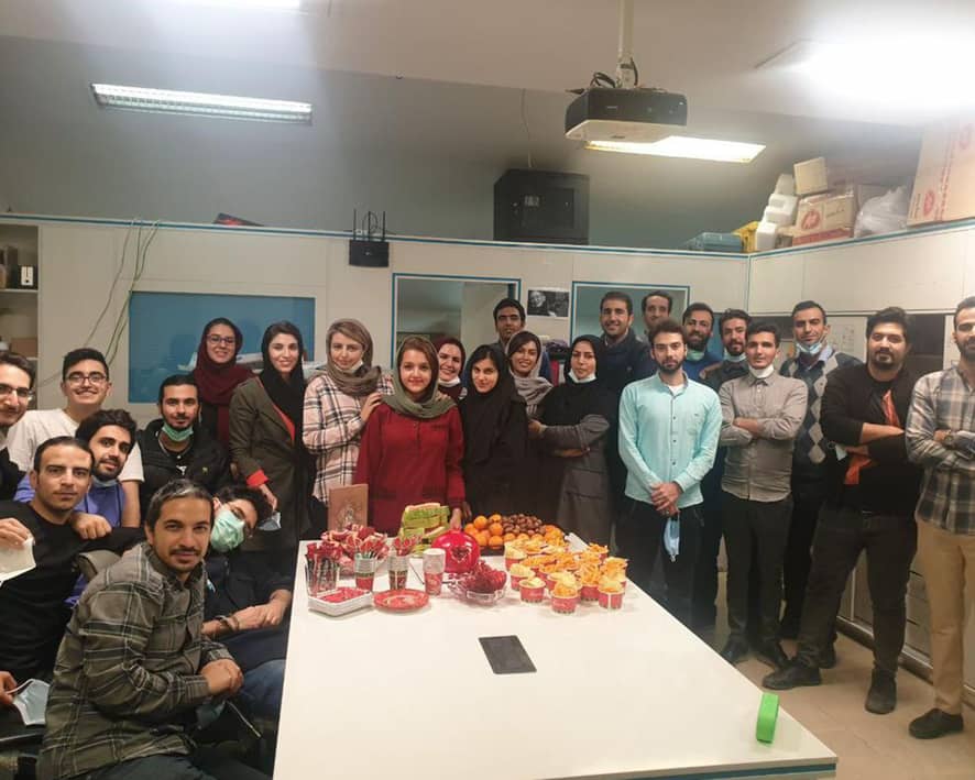 کار نباید عقب بیفته