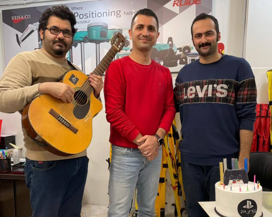 سورپرایز روز تولد مدیر ویسا توسط گروه خوب gass.band 